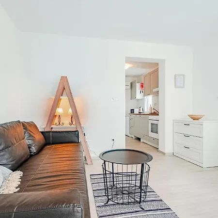 Nice In With Kitchen *