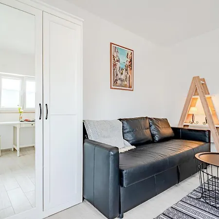 Nice In With Kitchen Apartman *